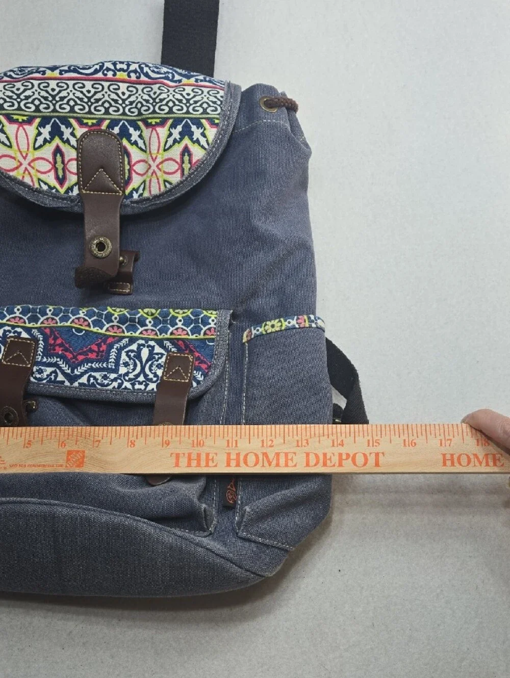 Douguyan Women's Navy Canvas Backpack with Multicolor Pattern Trim